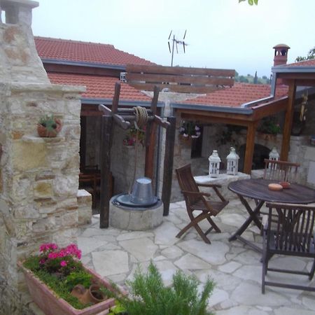 Xenios Cottages Lofou Pokoj fotografie