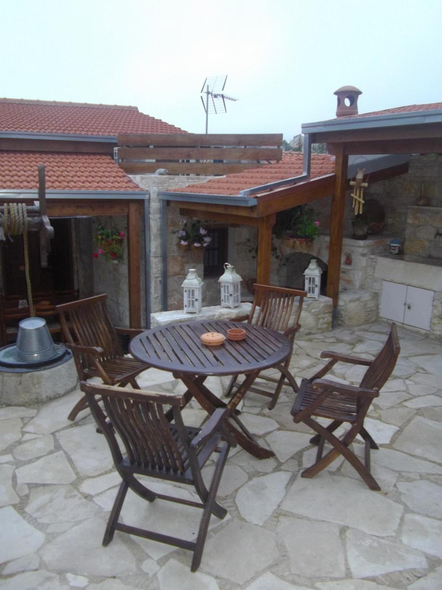 Xenios Cottages Lofou Pokoj fotografie