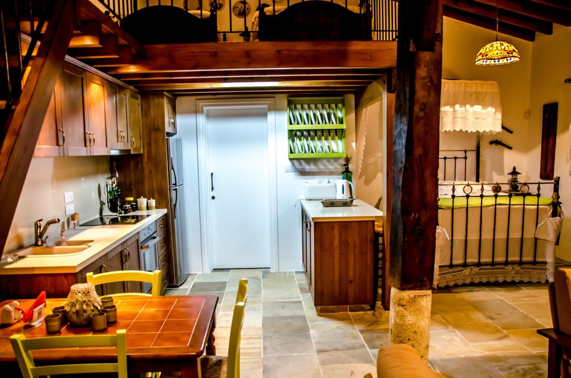 Xenios Cottages Lofou Pokoj fotografie