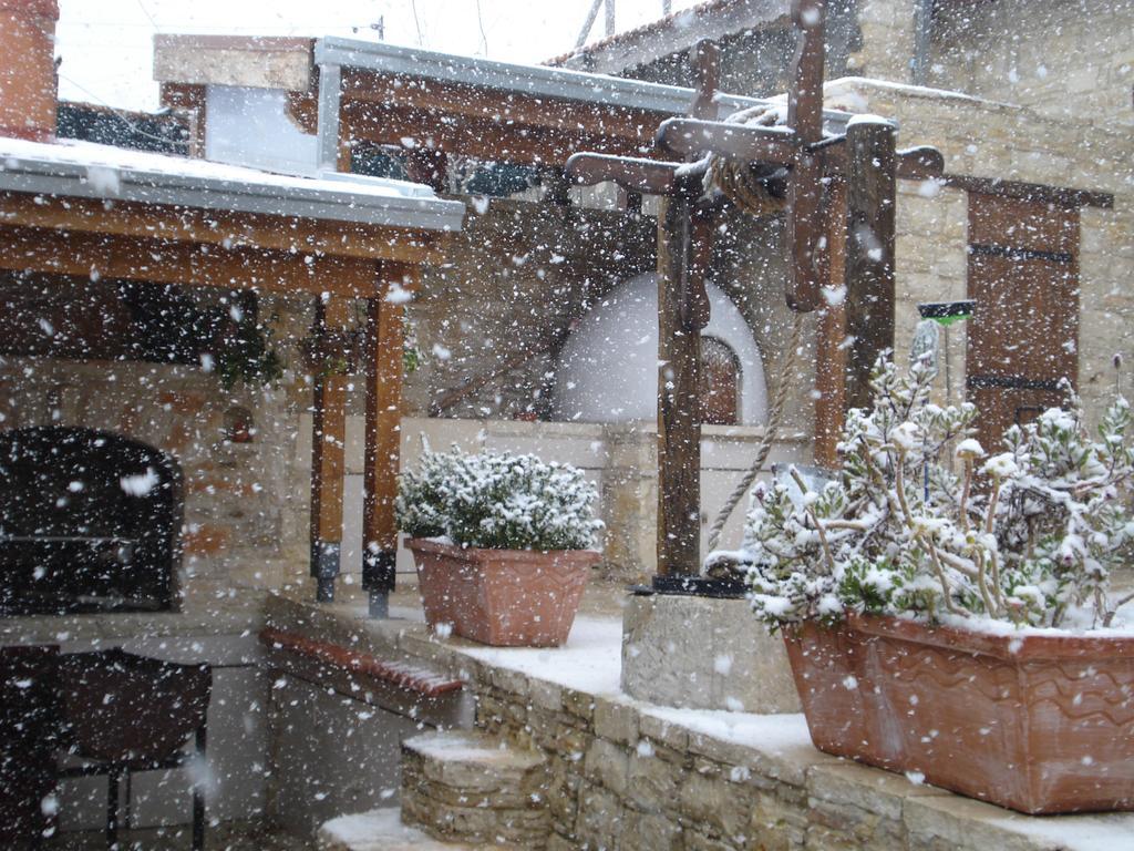 Xenios Cottages Lofou Exteriér fotografie