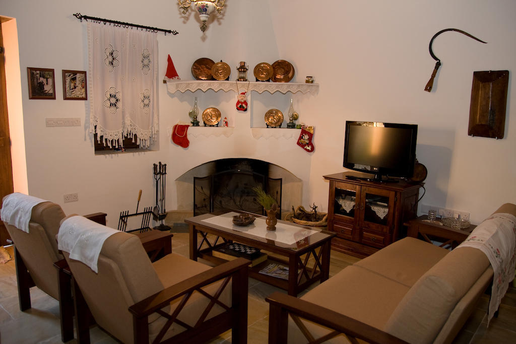 Xenios Cottages Lofou Exteriér fotografie